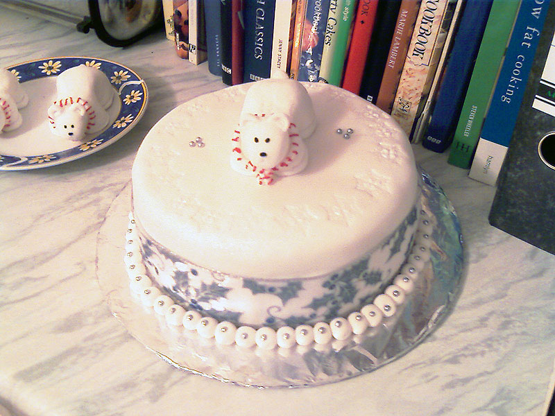 Polar bear Christmas Cake