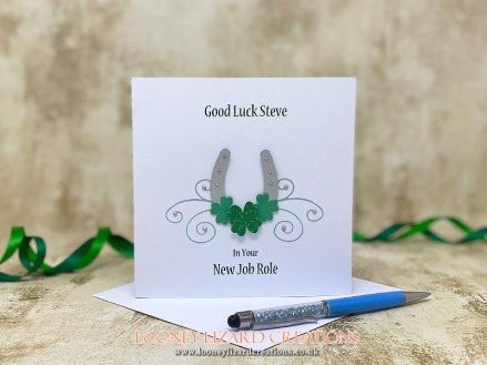 Lucky Horseshoe - With just a bit of sparkle to wish some good luck.